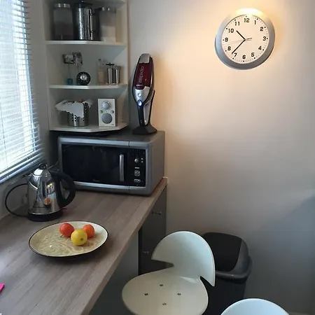 Studio Long Beach Apartment